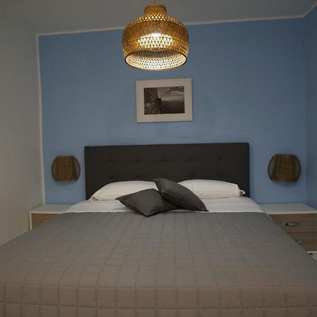 Giata Home Napels Buitenkant foto